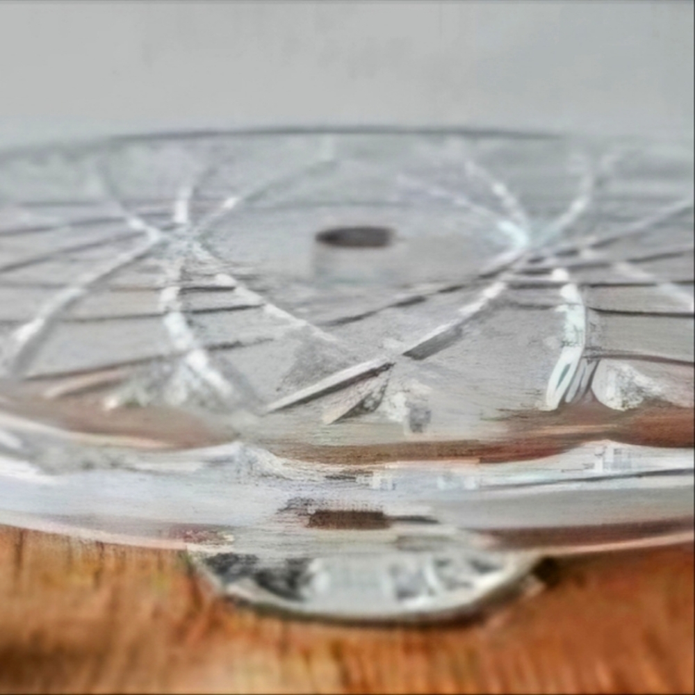 NEW in Box Cake Display/Serving  12" Crystal Pedestal